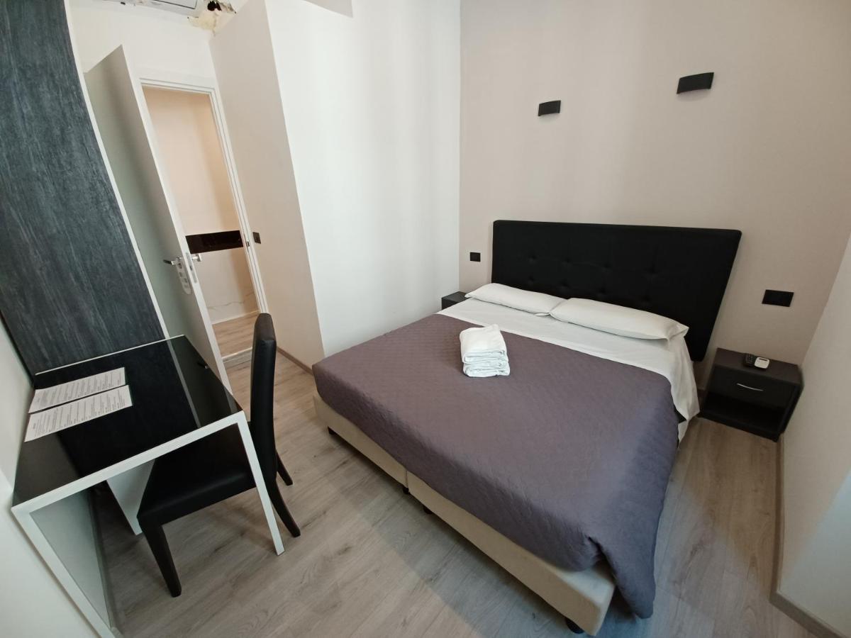 Hotel Mimosa Pantheon Rzym Zewnętrze zdjęcie