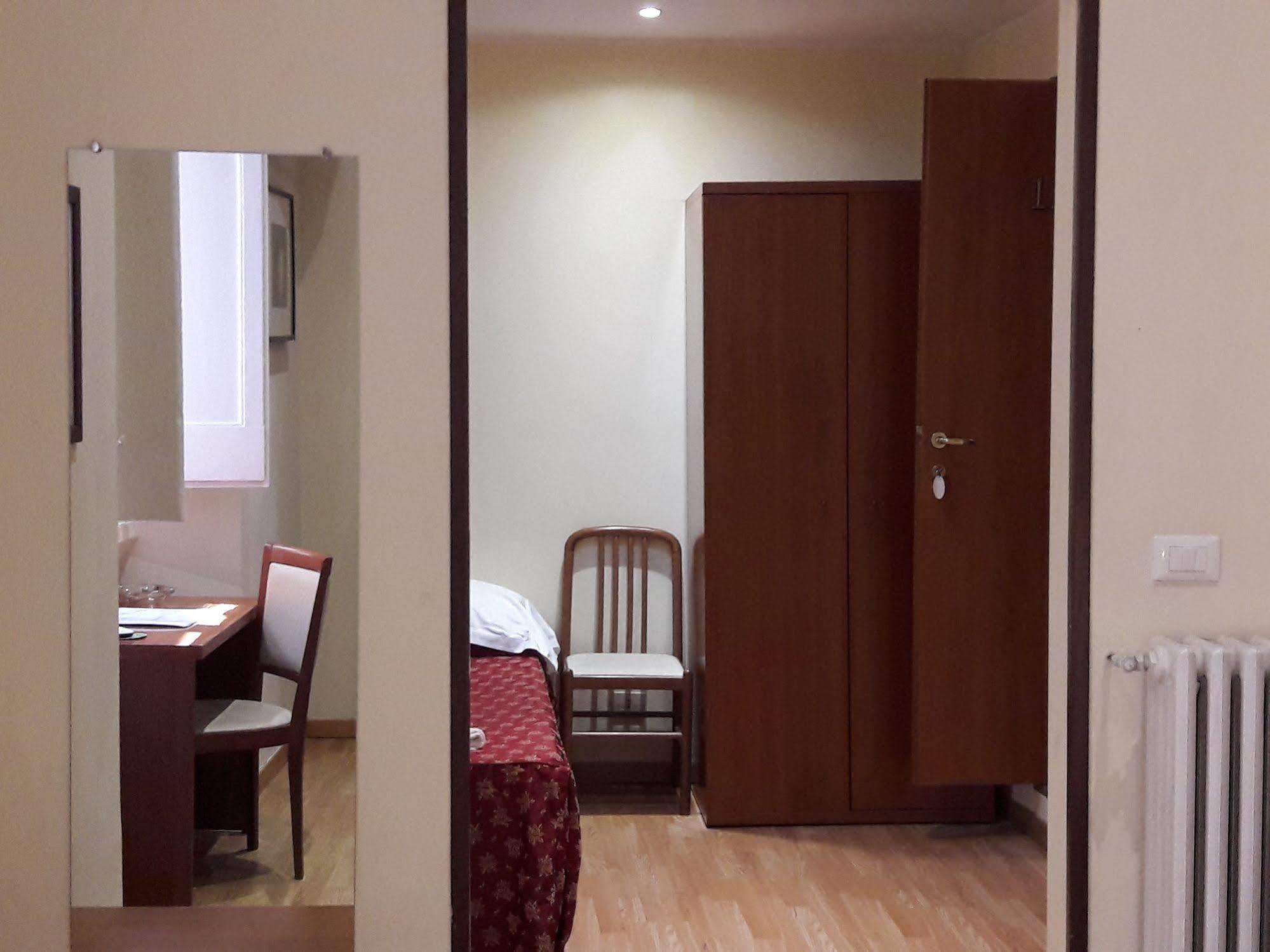 Hotel Mimosa Pantheon Rzym Zewnętrze zdjęcie